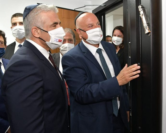 israel-and-morocco-agree-to-open-embassies,-upgrading-diplomatic-ties