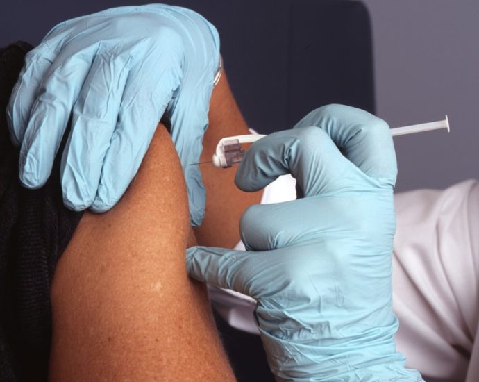 why-i-don’t-trust-the-anti-vaxxers—or-the-pro-ones