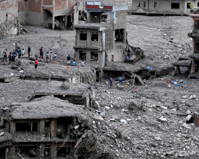climate-change-primed-nepal-glacier-for-deadly-collapse