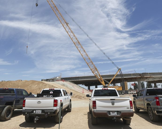 california’s-high-speed-rail-went-off-the-rails-on-travel-expenses