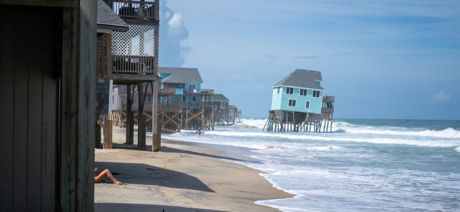 people’s-houses-are-collapsing-into-the-ocean.-fema-gives-them-no-other-option