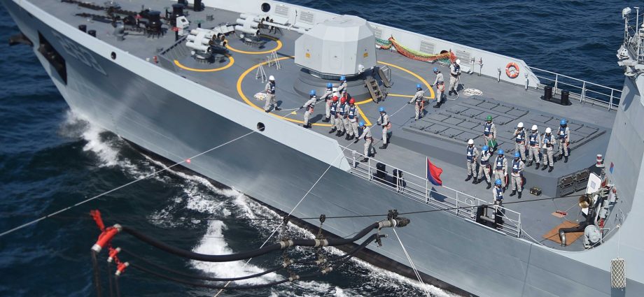 india-pakistan-navy-ship-collision-sparks-alarm-over-unintended-escalation
