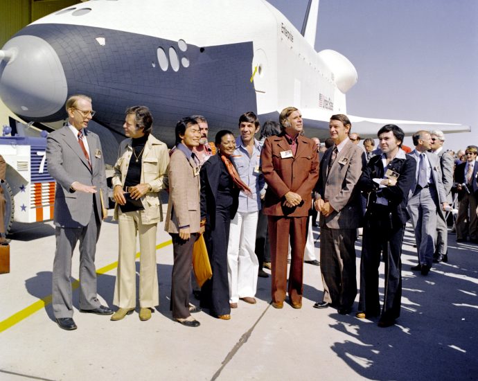 nasa-unveils-enterprise,-the-first-space-shuttle