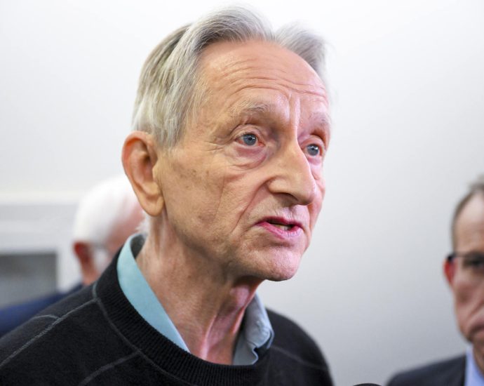 ‘godfather-of-ai’-warns-congress-has-‘maybe-a-year’-left-to-regulate-ai