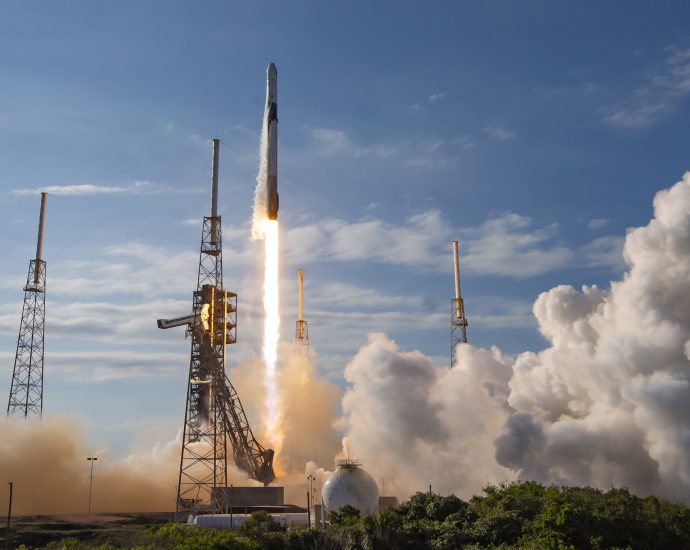 nasa-invites-media-to-spacex’s-35th-resupply-launch-to-space-station