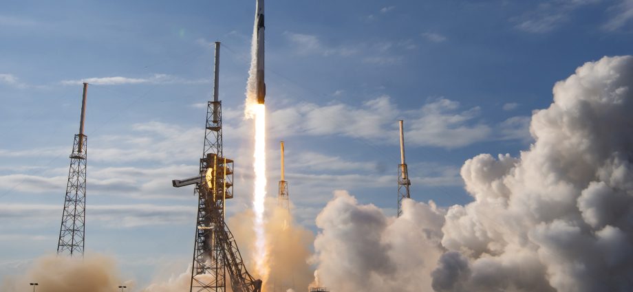 nasa-invites-media-to-spacex’s-35th-resupply-launch-to-space-station