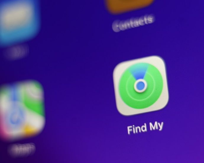 apple-gives-iphone-users-a-new-way-to-hide-their-location