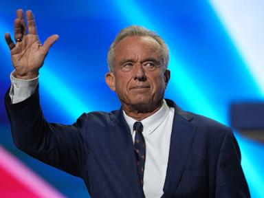 kennedy-tells-anti-vaccine-activists-they-have-a-friend-in-the-traitor’s-white-house