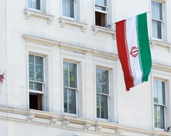 iran-expels-swedish-diplomat-in-retaliatory-move