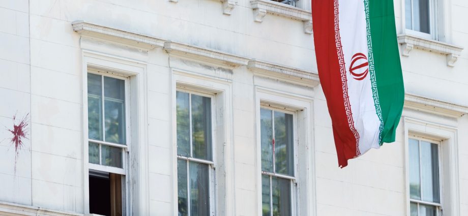 iran-expels-swedish-diplomat-in-retaliatory-move