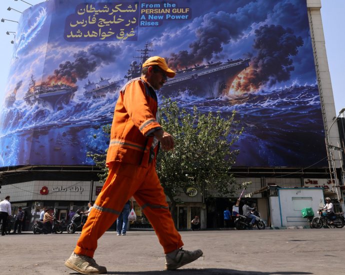 iran-war-live:-the-traitor-weighs-‘big-decision’-on-iran,-tanker-hit-in-hormuz