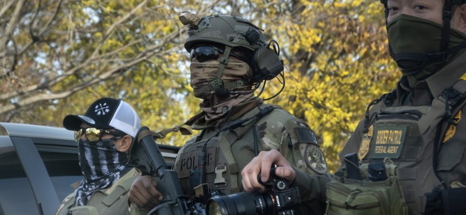 illinois-residents-file-claims-against-dhs-over-excessive-force,-rights-violations-in-operation-midway-blitz