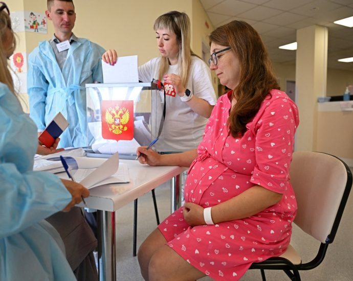 the-view-from-russia:-‘no-party-can-be-antiwar’-in-parliamentary-election