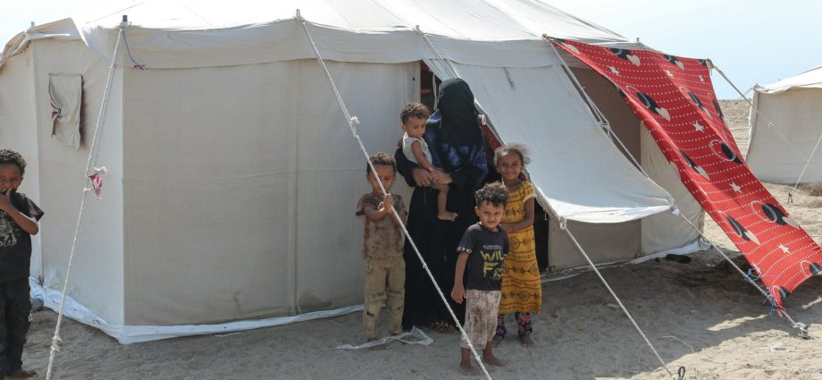 more-than-112,000-displaced-by-yemen-fighting;-thousands-flee-to-djibouti