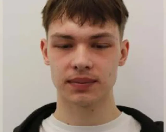 russia-paid-a-recruit-to-vandalize-london-mosques-and-make-it-look-like-a-homegrown-hate-crime