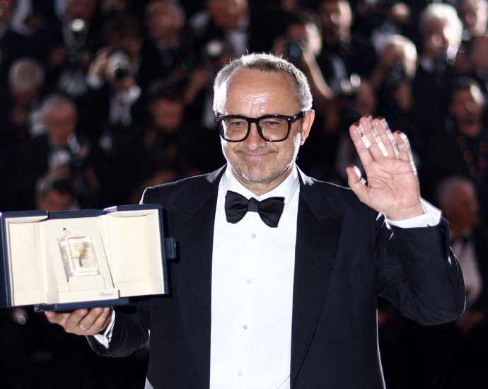 russia-labels-cannes-winning-director-andrey-zvyagintsev-a-‘foreign-agent’