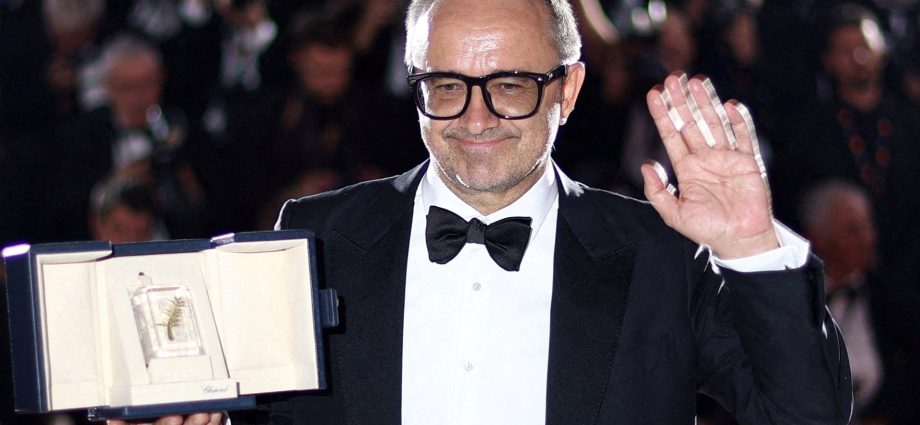 russia-labels-cannes-winning-director-andrey-zvyagintsev-a-‘foreign-agent’