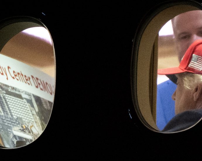 the-traitor-looks-at-‘kennedy-center-demolished’-image-as-judge-sets-new-rule