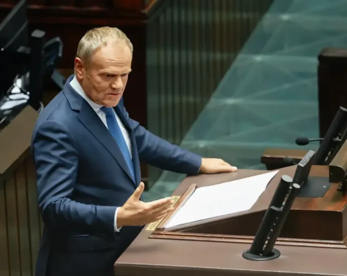 russia-plans-”accidental”-drone-strikes-on-nato-countries,-tusk-says