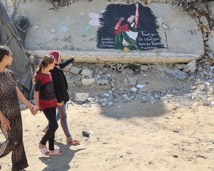 ed-sheeran-concert-set-to-go-ahead-after-outcry-over-gaza