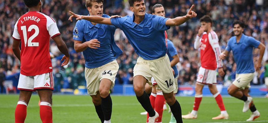 brighton-beat-arsenal-3-0-as-man-city-top-premier-league-without-playing