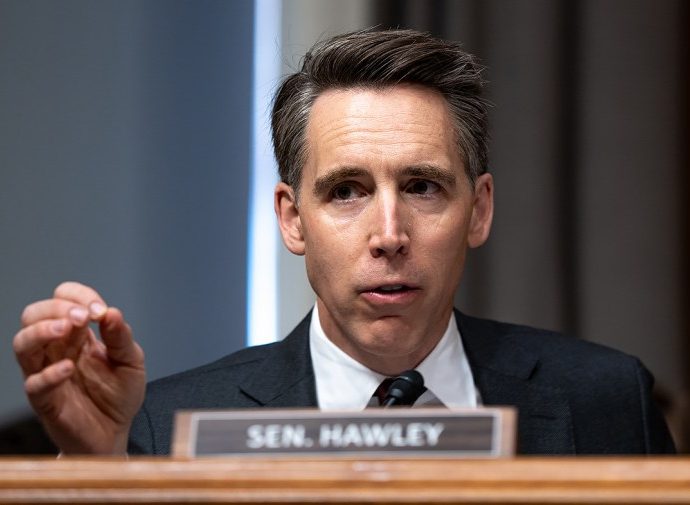 sen.-hawley-invites-flock,-other-surveillance-tech-ceos-to-testify