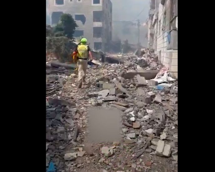 israel-targets-paramedics-in-southern-lebanon