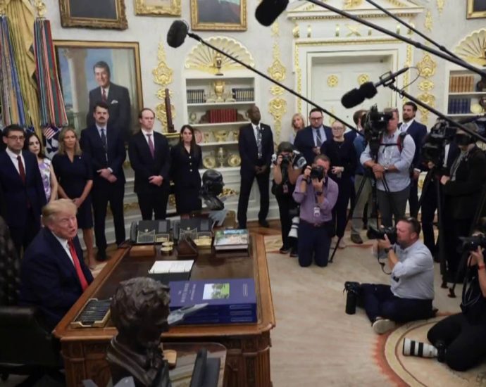 the-traitor-bars-cnn,-politico-and-ms-now-from-white-house