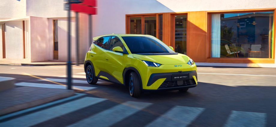 Australia’s cheapest new car is electric! BYD Atto 1 drops to just A$19,990 driveaway