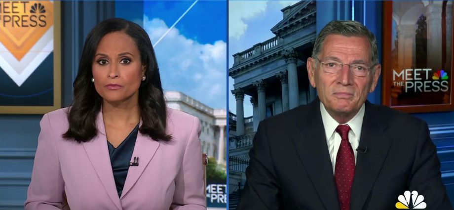 john-barrasso-says-traitor-47-banning-media-outlets-doesn’t-violate-the-us.-constitution