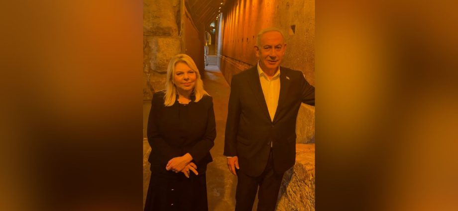 netanyahu-tours-tunnels-underneath-al-aqsa-mosque-compound
