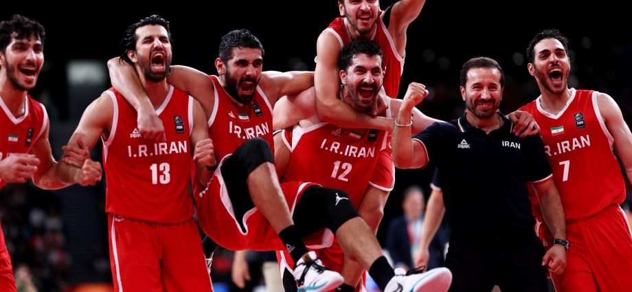 iran-win-asian-games-basketball-bronze-amid-emotional-scenes