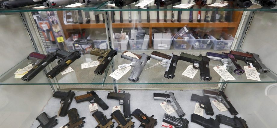 doj-says-federal-ban-on-handgun-sales-to-those-under-21-is-unconstitutional