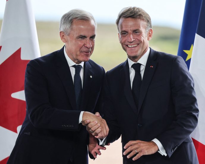 france’s-macron-and-canada’s-carney-announce-plans-to-build-stronger-ties