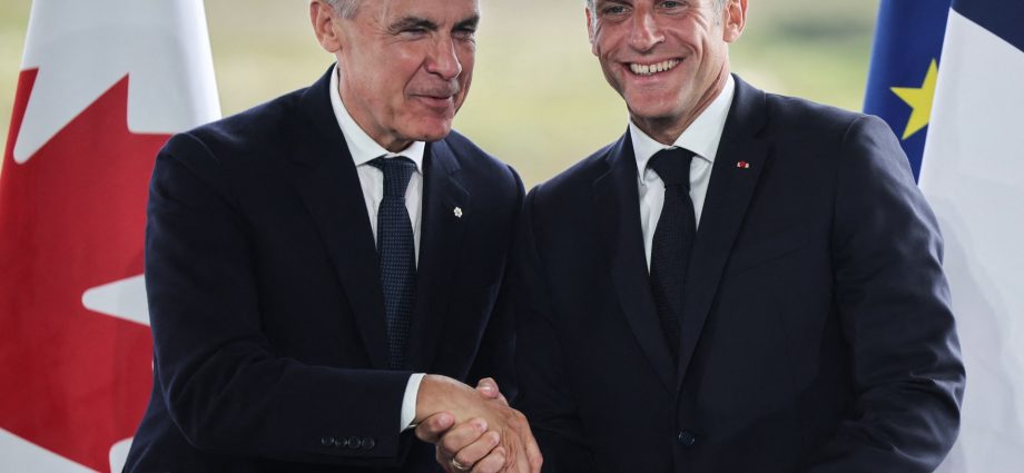 france’s-macron-and-canada’s-carney-announce-plans-to-build-stronger-ties