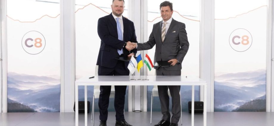 ukraine-and-hungary-have-a-rare-moment-of-cooperation,-agreeing-to-build-fuel-storage-beyond-russia’s-reach