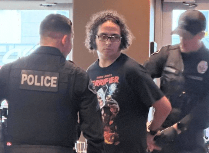 social-media-users-support-man-after-alleged-burbank-movie-theater-pepper-spray-incident 
