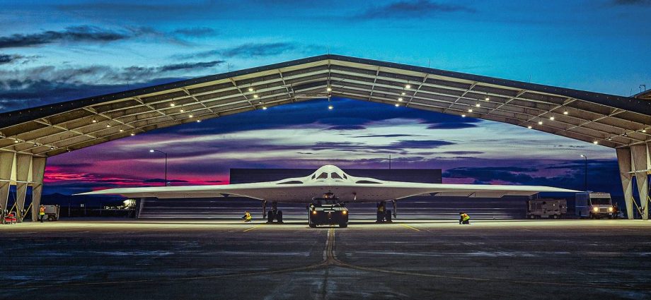 how-the-b-21-raider-is-designed-to-cost-less-to-operate-than-the-b-2-spirit