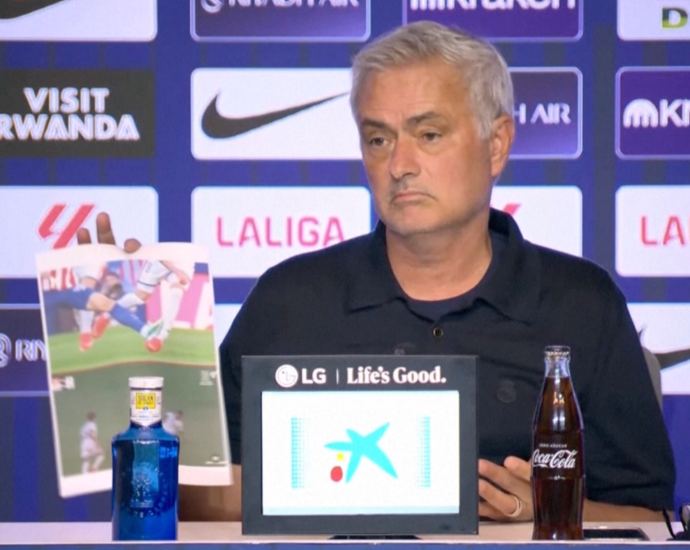 mourinho-fumes-at-referees-in-news-conference-after-madrid-derby-defeat