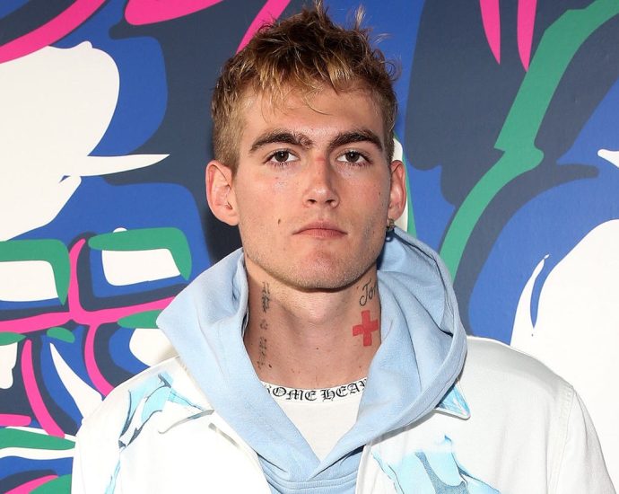 presley-gerber,-model-and-son-of-cindy-crawford,-dies-at-27