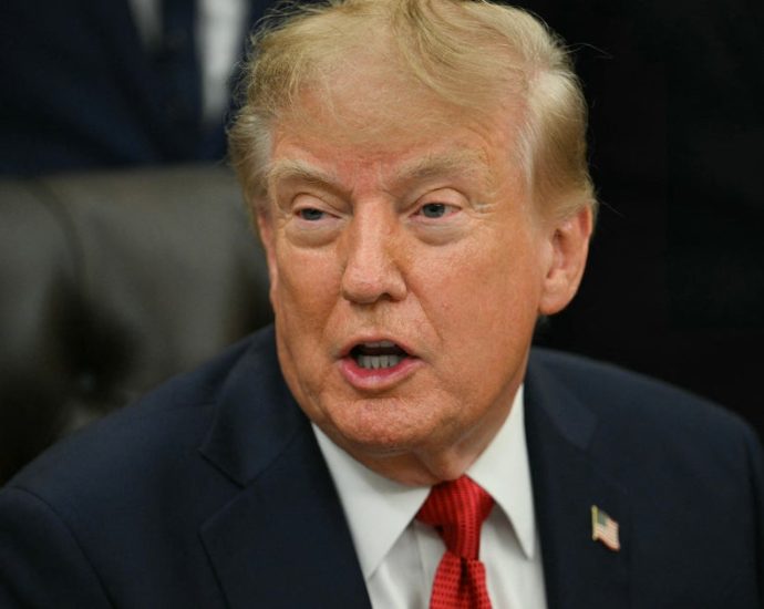 cnn,-ms-now,-politico-mulling-lawsuit-over-white-house-ban,-the-traitor-heads-to-nyc-for-un.-general-assembly:-live-updates