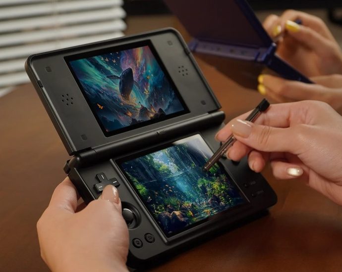 Anbernic RG DS Plus now available for purchase with a limited time discount