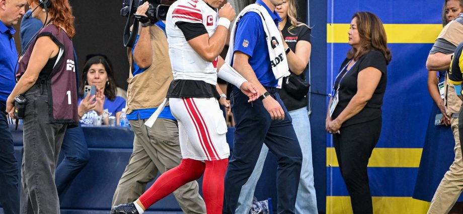 these-young-quarterbacks-were-supposed-to-break-out-now-they’re-hurt.