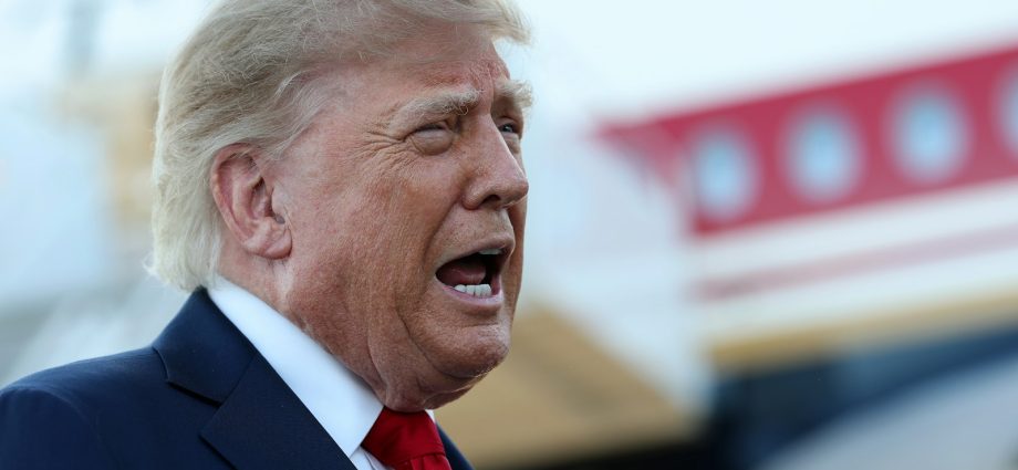 the-traitor-unveils-his-backup-plan-after-banning-media-from-white-house