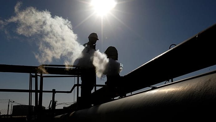armed-group-shuts-pipeline-from-libya’s-largest-oil-field,-jeopardising-exports