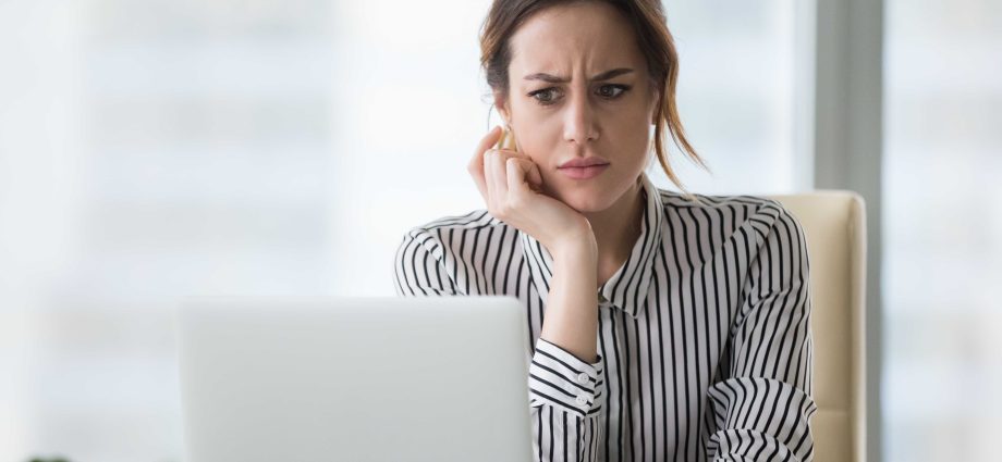 beware-these-fake-websites-selling-subscriptions-to-ai-assistants