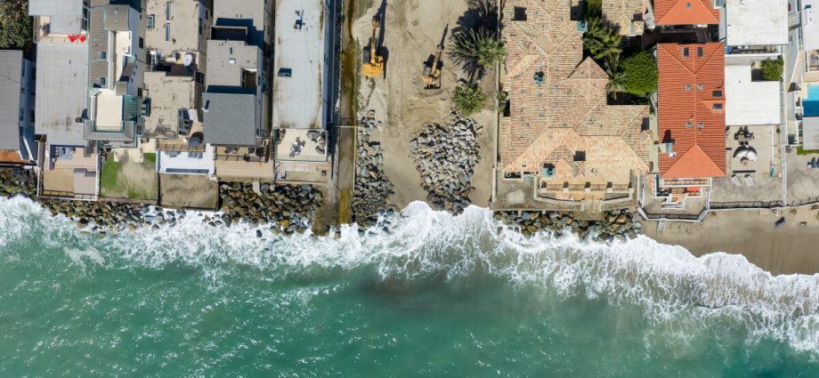 a-‘super’-el-nino-is-about-to-crash-into-california:-9-essential-ways-to-prepare