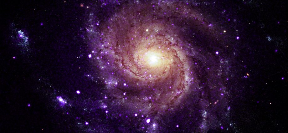 nasa’s-chandra-finds-unusual-objects-in-pinwheel-galaxy
