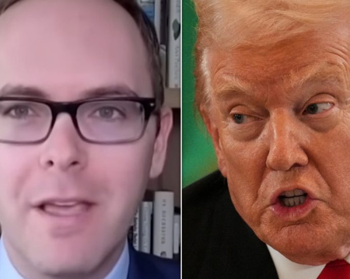 cnn-fact-checker-finds-3-glaring-problems-with-the-traitor-white-house’s-news-app