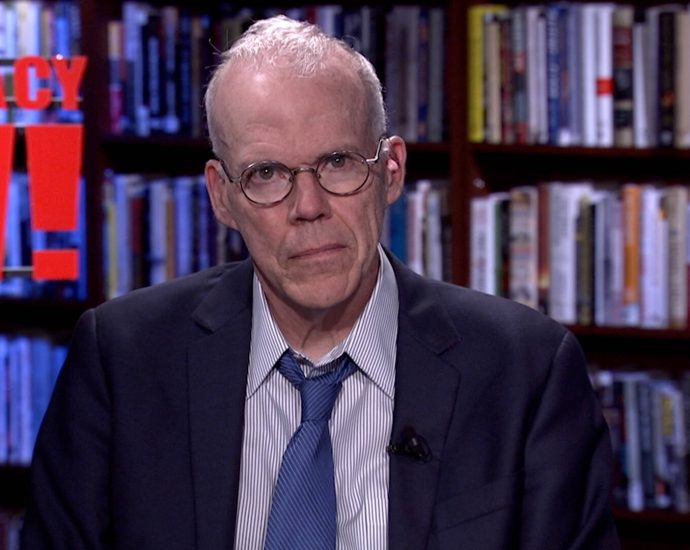 “politics-are-desperately-important-at-the-moment”:-bill-mckibben-on-midterms,-the-traitor-&-climate-crisis